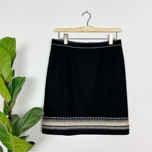 Ann Taylor‎ LOFT Lined Black Skirt Embroidered Trim Size 10